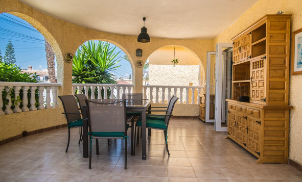 Herverkoop - 3. Halfvrijstaand huis - Torrevieja - Costa Blanca Zuid