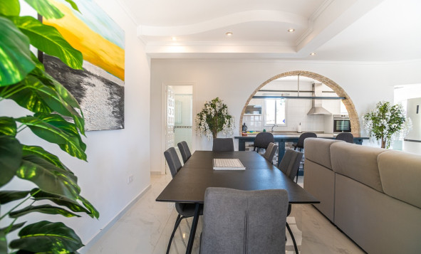 Herverkoop - 3. Halfvrijstaand huis - Torrevieja - Costa Blanca Zuid