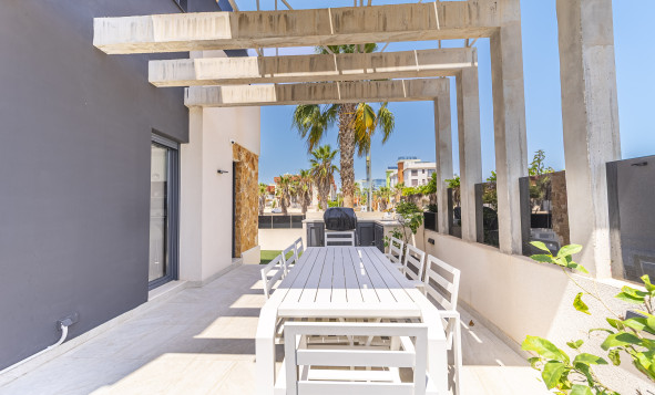 Herverkoop - 3. Halfvrijstaand huis - Orihuela Costa - Costa Blanca Zuid