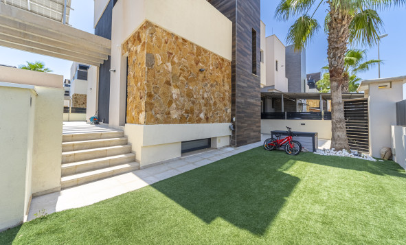 Herverkoop - 3. Halfvrijstaand huis - Orihuela Costa - Costa Blanca Zuid