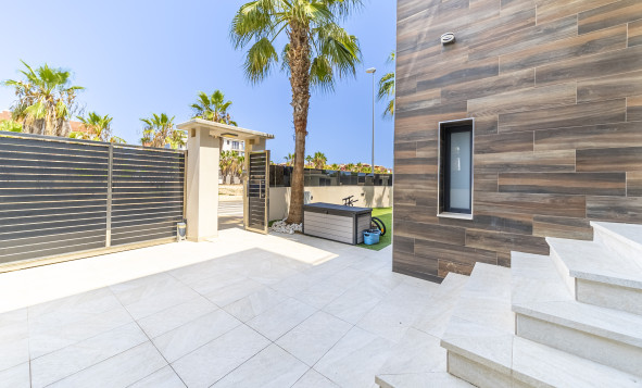 Herverkoop - 3. Halfvrijstaand huis - Orihuela Costa - Costa Blanca Zuid