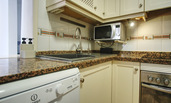 Herverkoop - 4. Halfvrijstaande villa - Orihuela Costa - Costa Blanca Zuid