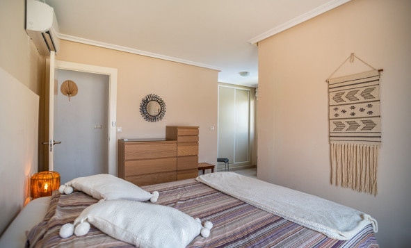 Herverkoop - 3. Halfvrijstaand huis - Torrevieja - Costa Blanca Zuid