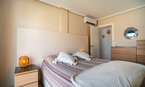 Herverkoop - 3. Halfvrijstaand huis - Torrevieja - Costa Blanca Zuid