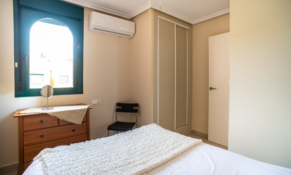 Herverkoop - 3. Halfvrijstaand huis - Torrevieja - Costa Blanca Zuid