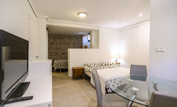 Herverkoop - 3. Halfvrijstaand huis - Torrevieja - Costa Blanca Zuid