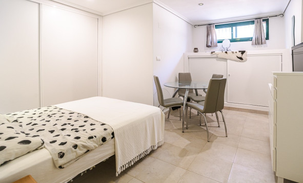 Herverkoop - 3. Halfvrijstaand huis - Torrevieja - Costa Blanca Zuid