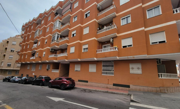 Herverkoop - 1. Appartement / flat - Torrevieja - Costa Blanca Zuid