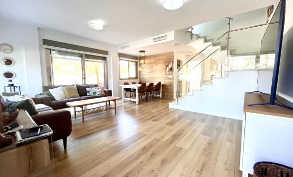 Herverkoop - 3. Halfvrijstaand huis - Torre de la Horadada - Costa Blanca Zuid