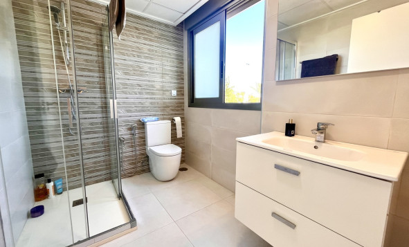 Herverkoop - 3. Halfvrijstaand huis - Torre de la Horadada - Costa Blanca Zuid