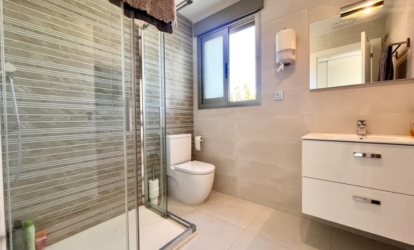 Herverkoop - 3. Halfvrijstaand huis - Torre de la Horadada - Costa Blanca Zuid