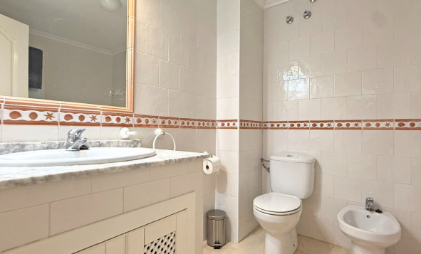 Reventa - 1. Apartamento / piso - Orihuela Costa - Costa Blanca Sur