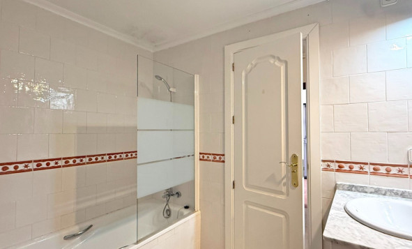 Reventa - 1. Apartamento / piso - Orihuela Costa - Costa Blanca Sur