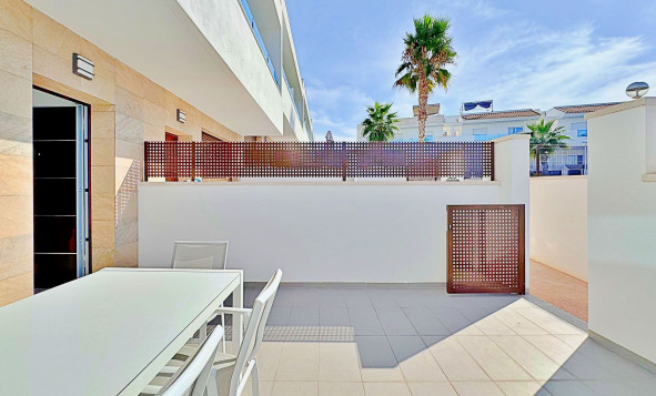 Herverkoop - 2. Town house / tussenwoning - Torrevieja - Costa Blanca Zuid