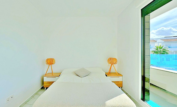 Herverkoop - 2. Town house / tussenwoning - Torrevieja - Costa Blanca Zuid