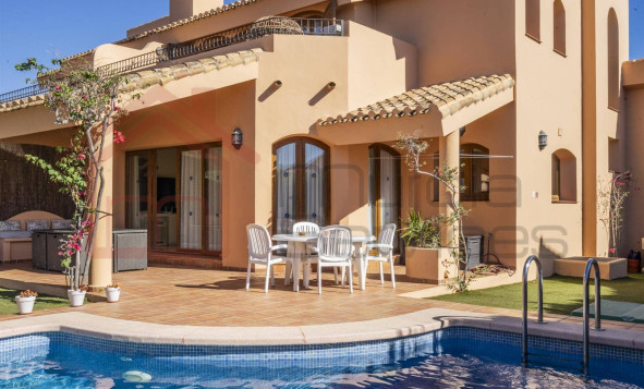 Herverkoop - 3. Halfvrijstaand huis - La Manga - Costa Calida