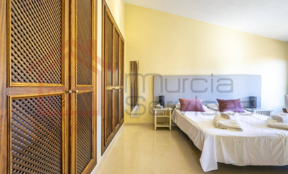 Herverkoop - 3. Halfvrijstaand huis - La Manga - Costa Calida