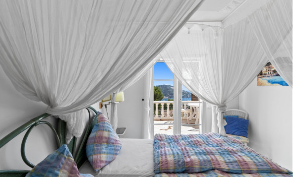 Herverkoop - 4. Halfvrijstaande villa - Port d'Andratx - Mallorca