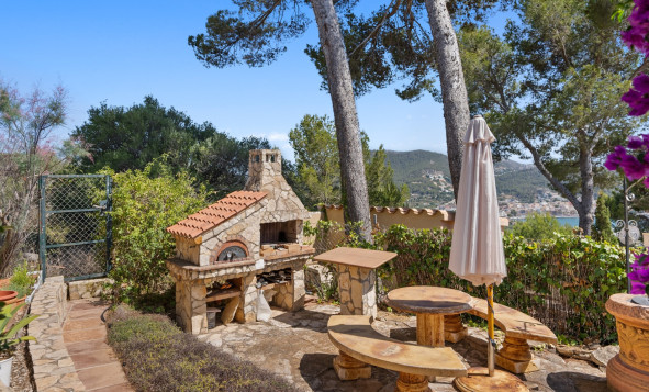 Herverkoop - 4. Halfvrijstaande villa - Port d'Andratx - Mallorca