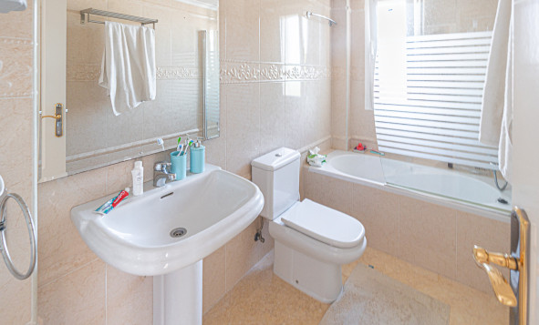 Herverkoop - 3. Halfvrijstaand huis - La Mata - Costa Blanca Zuid