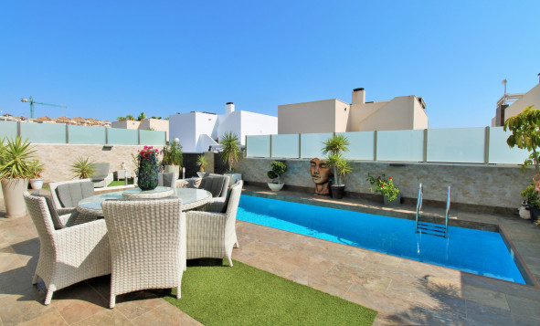 Herverkoop - 3. Halfvrijstaand huis - Villamartin - Costa Blanca Zuid