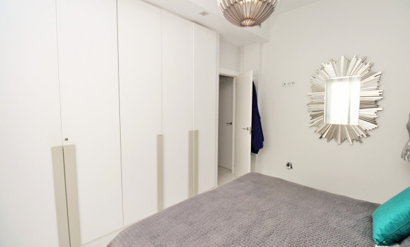 Herverkoop - 3. Halfvrijstaand huis - Villamartin - Costa Blanca Zuid