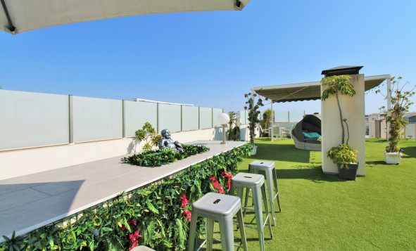 Herverkoop - 3. Halfvrijstaand huis - Villamartin - Costa Blanca Zuid