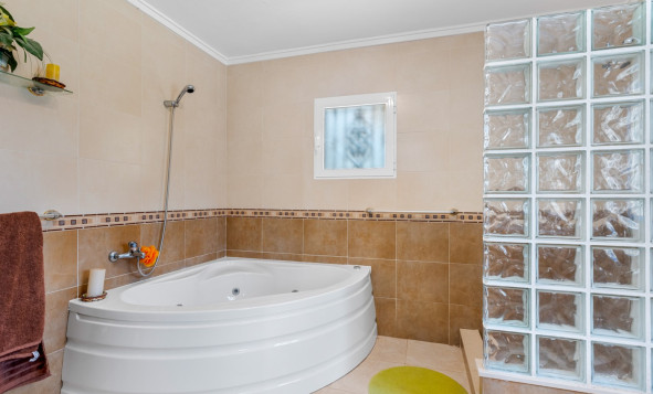 Resale - 3. Semi-detached house - Jacarilla - Costa Blanca South