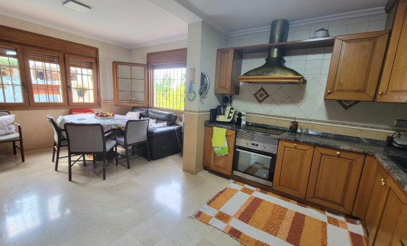 Herverkoop - 3. Halfvrijstaand huis - Torrevieja - Costa Blanca Zuid