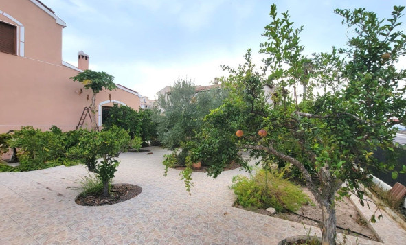 Herverkoop - 3. Halfvrijstaand huis - Torrevieja - Costa Blanca Zuid