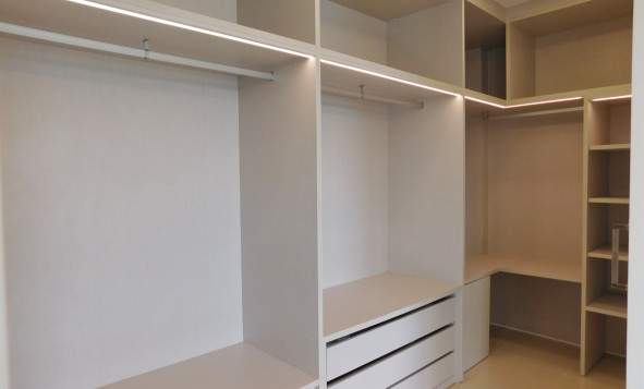 Herverkoop - 3. Halfvrijstaand huis - San Miguel de Salinas - Costa Blanca Zuid