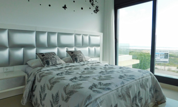 Herverkoop - 3. Halfvrijstaand huis - San Miguel de Salinas - Costa Blanca Zuid