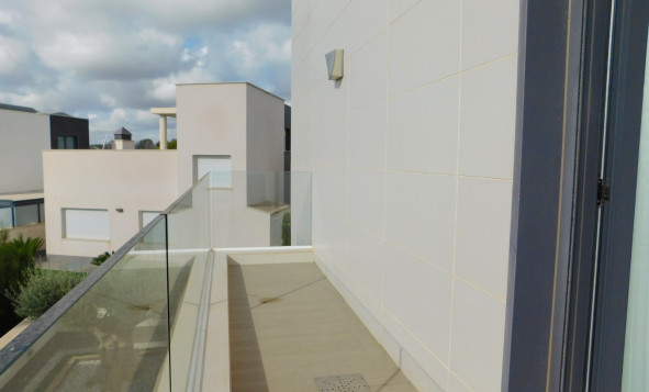 Herverkoop - 3. Halfvrijstaand huis - San Miguel de Salinas - Costa Blanca Zuid