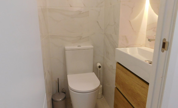 Herverkoop - 1. Appartement / flat - Torrevieja - Costa Blanca Zuid