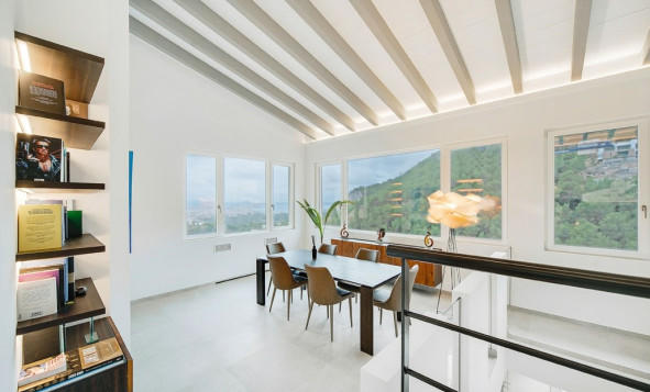 Herverkoop - 4. Halfvrijstaande villa - Palma - Andalusië