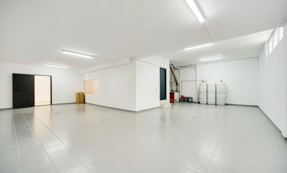 Herverkoop - 4. Halfvrijstaande villa - Palma - Andalusië