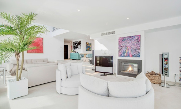 Herverkoop - 4. Halfvrijstaande villa - Palma - Andalusië