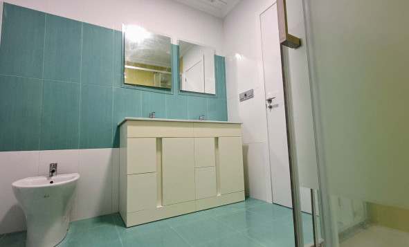 Herverkoop - 2. Town house / tussenwoning - La Romana - Costa Blanca Noord