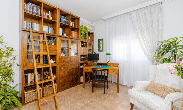 Resale - 3. Semi-detached house - San Vicente del Raspeig - Costa Blanca North