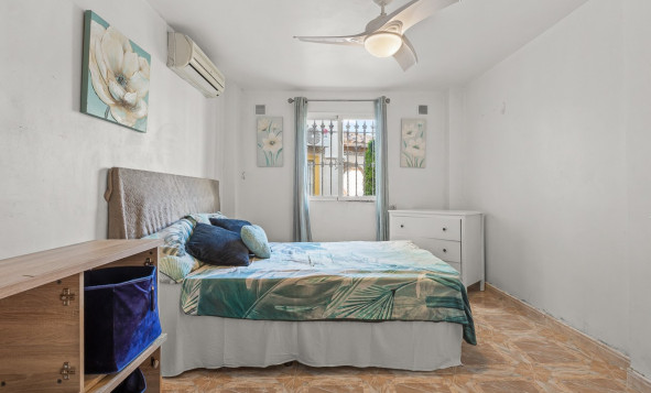 Herverkoop - 3. Halfvrijstaand huis - Orihuela Costa - Costa Blanca Zuid