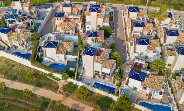 Herverkoop - 3. Halfvrijstaand huis - Orihuela Costa - Costa Blanca Zuid