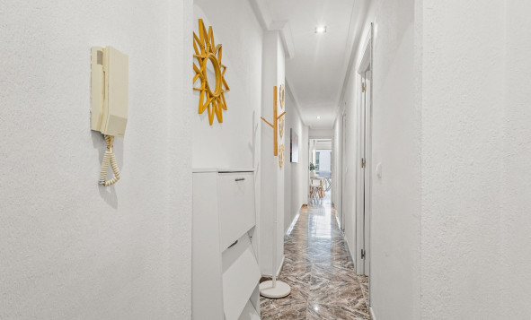 Herverkoop - 1. Appartement / flat - Torrevieja - Costa Blanca Zuid