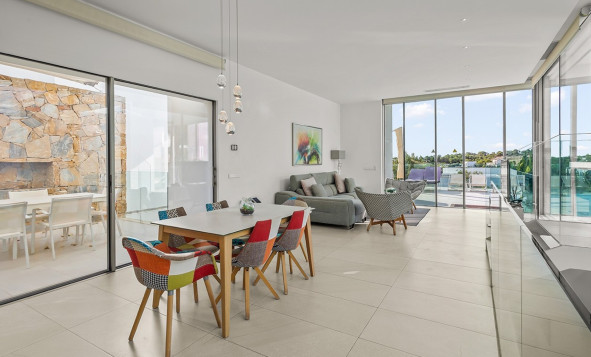 Herverkoop - 3. Halfvrijstaand huis - Las Colinas Golf and Country Club - Costa Blanca Zuid