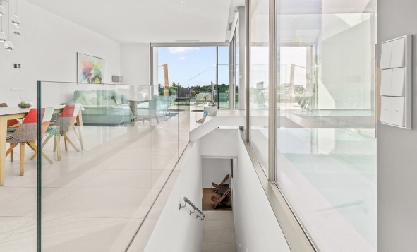 Herverkoop - 3. Halfvrijstaand huis - Las Colinas Golf and Country Club - Costa Blanca Zuid