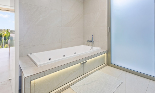 Herverkoop - 3. Halfvrijstaand huis - Las Colinas Golf and Country Club - Costa Blanca Zuid