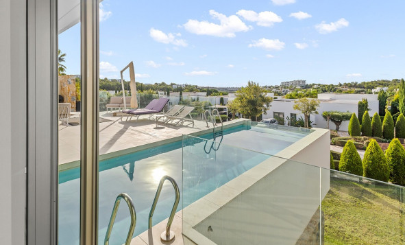 Herverkoop - 3. Halfvrijstaand huis - Las Colinas Golf and Country Club - Costa Blanca Zuid