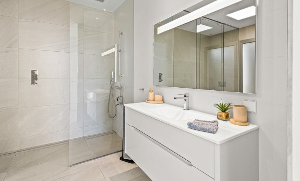 Herverkoop - 3. Halfvrijstaand huis - Las Colinas Golf and Country Club - Costa Blanca Zuid