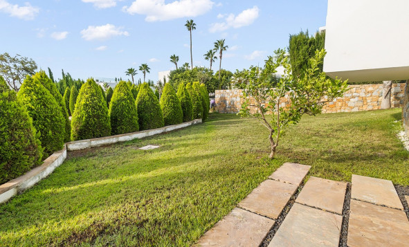 Herverkoop - 3. Halfvrijstaand huis - Las Colinas Golf and Country Club - Costa Blanca Zuid