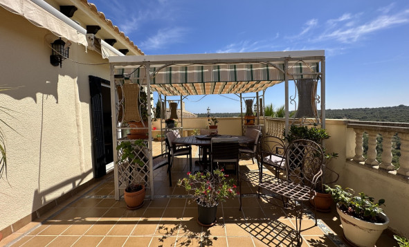 Resale - 3. Semi-detached house - Villamartin - Costa Blanca South