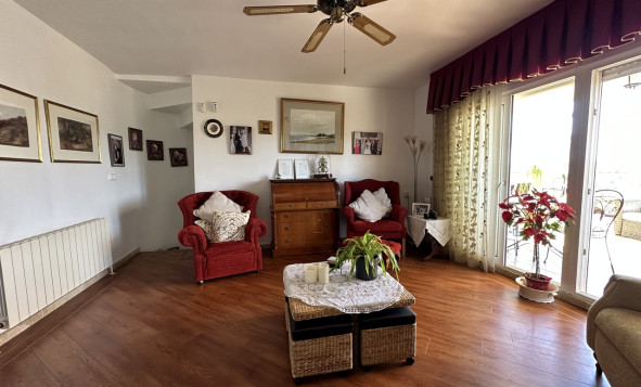 Resale - 3. Semi-detached house - Villamartin - Costa Blanca South